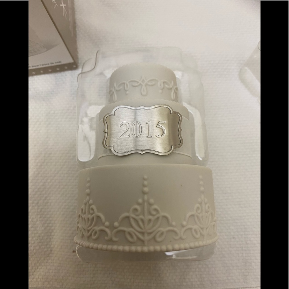 Hallmark Keepsake WEDDING Christmas Tree Ornament NIP - Picture 2 of 8